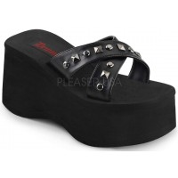 Funn Studded Flatform Cross Strap Slide